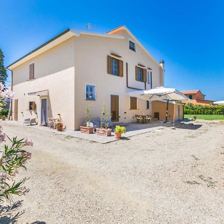 Apartment Benedetta By Interhome Кастільйоне-делла-Пеская Екстер'єр фото