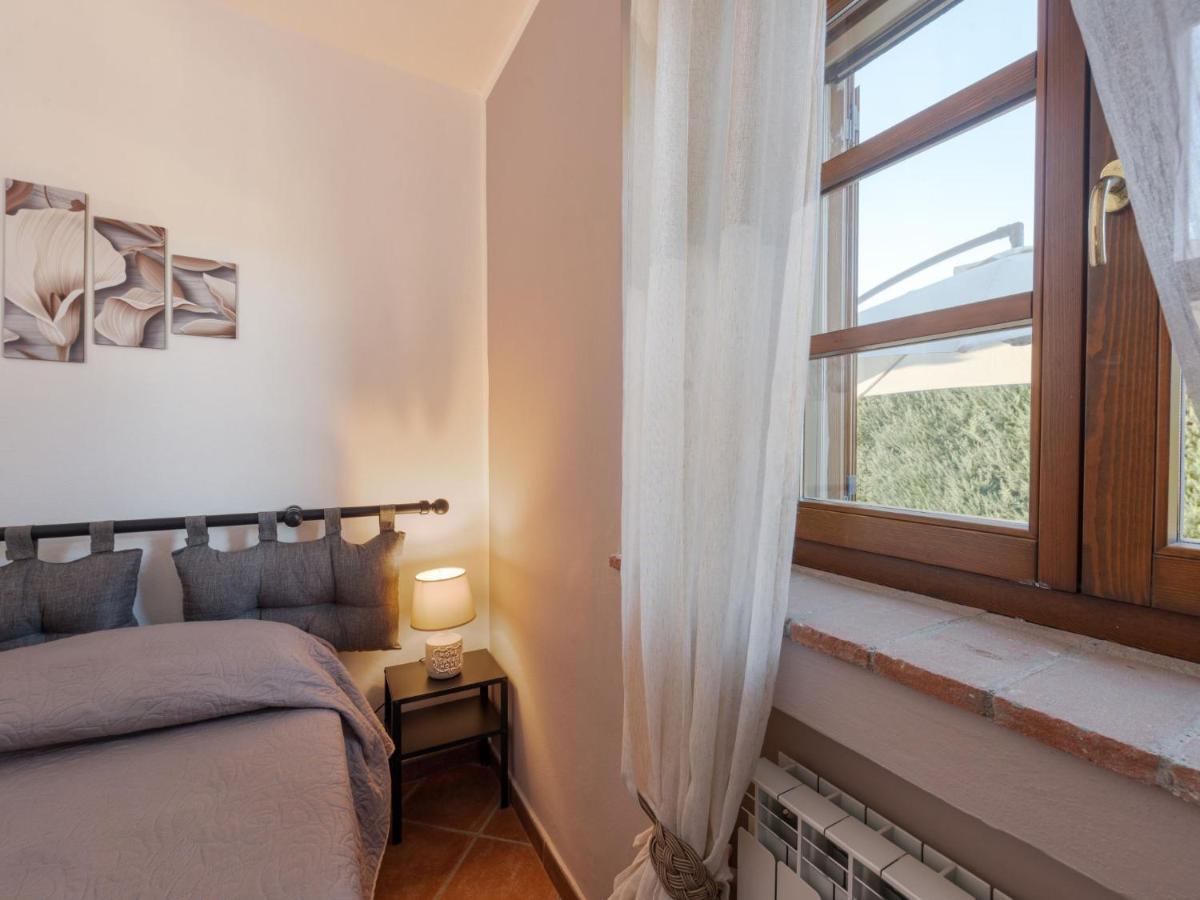 Apartment Benedetta By Interhome Кастільйоне-делла-Пеская Екстер'єр фото