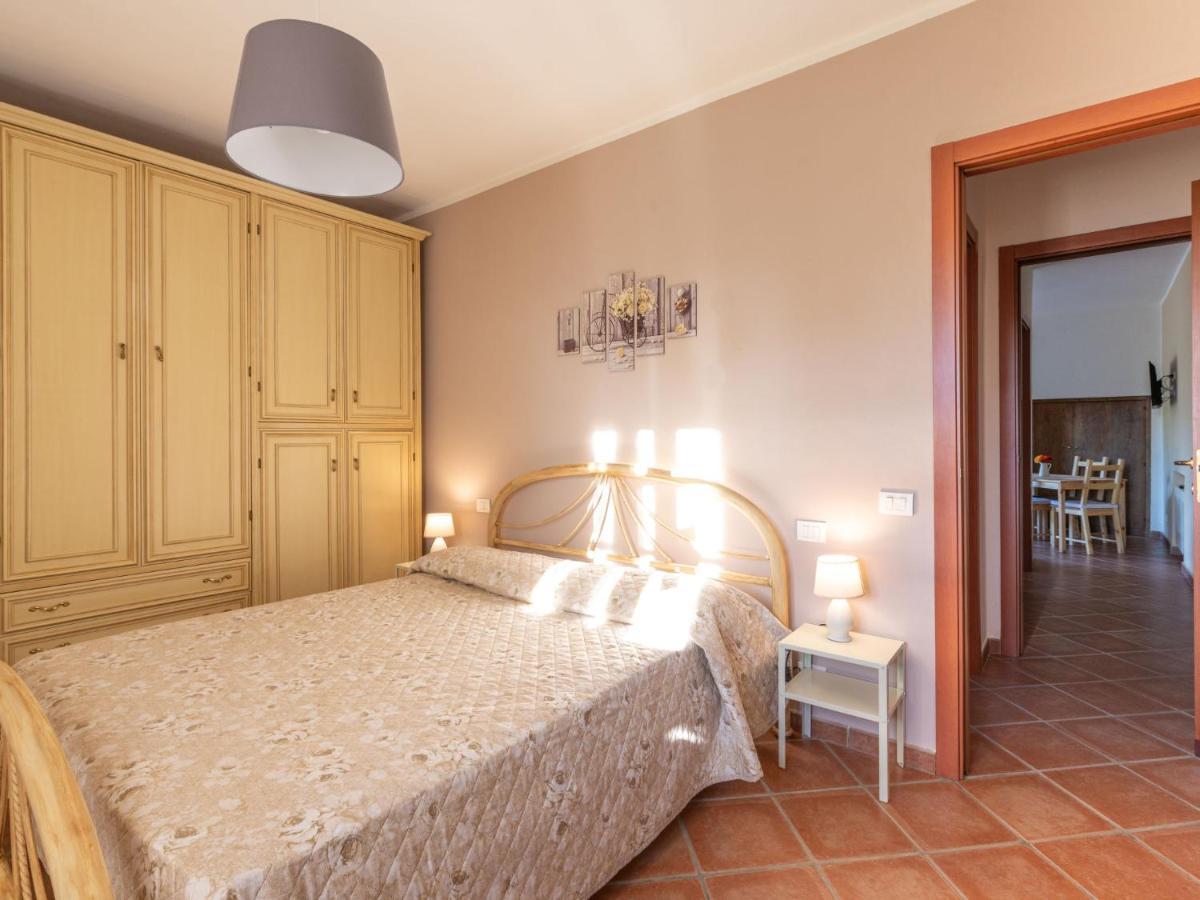 Apartment Benedetta By Interhome Кастільйоне-делла-Пеская Екстер'єр фото